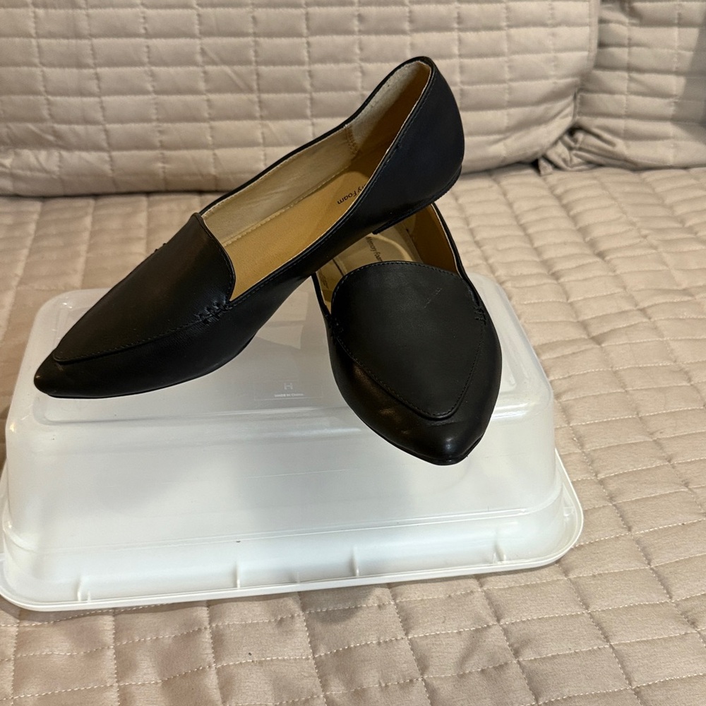 Time and Tru Black Women's Flats